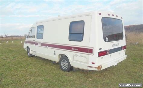 1988 Winnebago LeSharo Motorhome (A) | ViewRvs.com