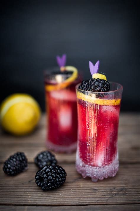 Bramble Cocktail | Feasting at Home