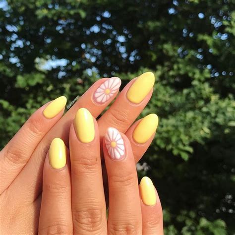 Acrylic Nails Designs Yellow - 31 Unique and Different DESIGN Ideas