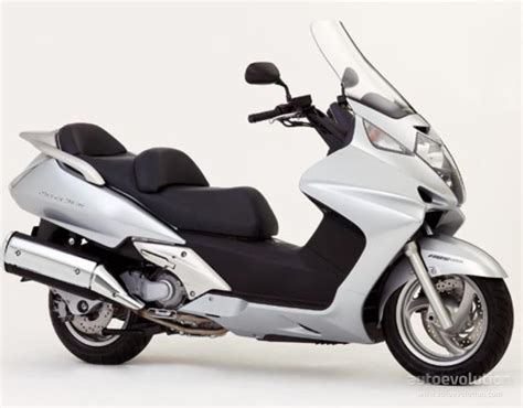 HONDA Silver Wing 600 (2006-Present) Specs, Performance & Photos ...