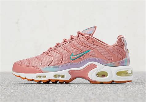 Nike Air Max Plus Women's Exclusives August 2017 | SneakerNews.com