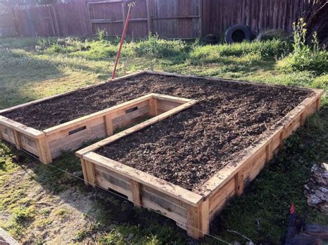 How To Build A Garden Bed With Wood