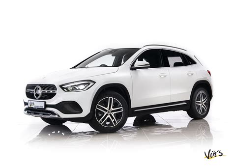 Mercedes GLA 200 Review - A Compact SUV That's Big On Features - Vin's ...