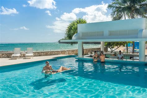 Best Adults-Only All-Inclusive Caribbean Resorts (2021) - FamilyVacationist