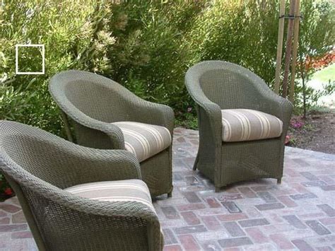 Brick patio idea | Outdoor furniture sets, Brick patios, Small backyard ...