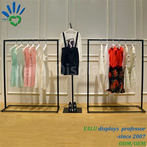 Ladies Garment Shop, Store Display, Display Fixture, Garment Retail ...