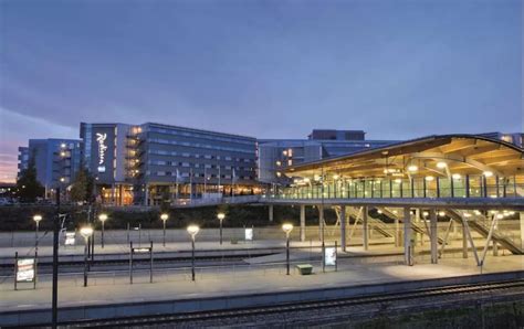 Radisson Blu Oslo Airport Hotel - Explore the spectacular city of Oslo