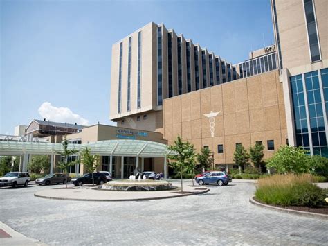 Bridgeport Hospital in Bridgeport, CT - Rankings, Ratings & Photos | US ...