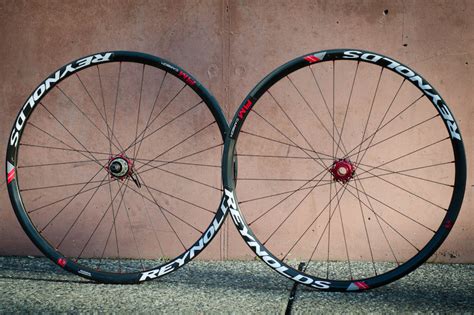 Reynolds MTN AM Carbon Wheels Review - Pinkbike