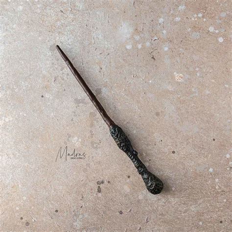 Newborn Harry Potter Wand | Madras Prop Store