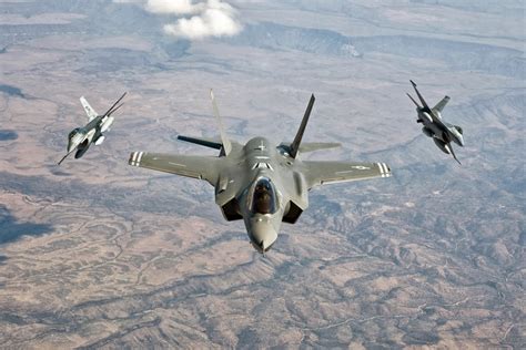 Gambar Pesawat Tempur F-35 JSF | Fighter Jet Picture and Photos