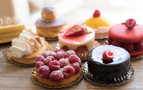 Pastries in Paris: Take a Walk on the Sweet Side in Saint-Germain-des ...