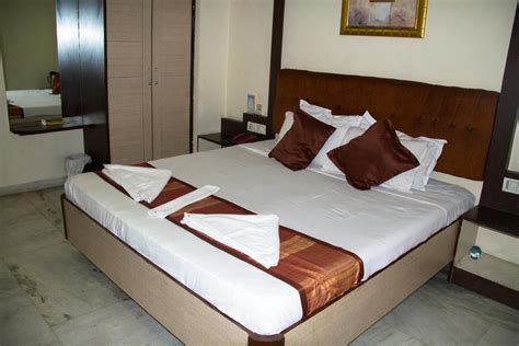 Hotel Savera Residency 100% Money Back 𝗕𝗢𝗢𝗞 Hyderabad Hotel 𝘄𝗶𝘁𝗵 ₹𝟬 𝗣𝗔𝗬𝗠𝗘𝗡𝗧