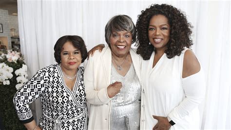 Oprah's mother, Vernita Lee, dies in her Milwaukee home