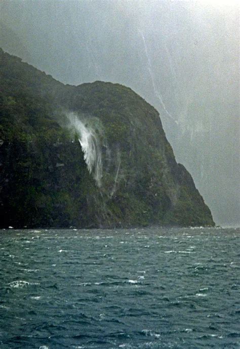 Milford Sound flying waterfalls | Wondermondo