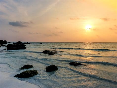 Cambodia, beach, sunset, Koh Rong - E&T Abroad