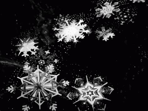 Snowflakes GIF - Snowflakes - Discover & Share GIFs