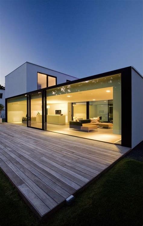 Modern Glass House Exterior Designs