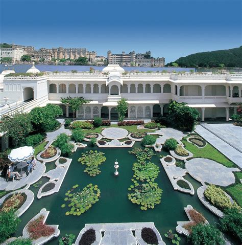 Passion For Luxury : Taj Lake Palace in Udaipur, India