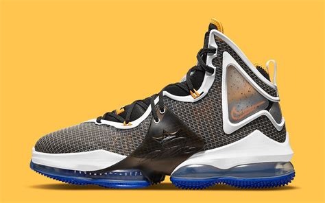 Official Images // Nike LeBron 19 "Hardwood Classic" | HOUSE OF HEAT