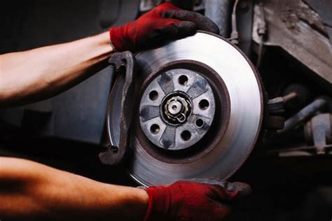 How Can You Prevent a Fatal Brake Failure? - car and sound