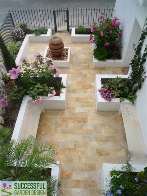 Planting a Courtyard Garden