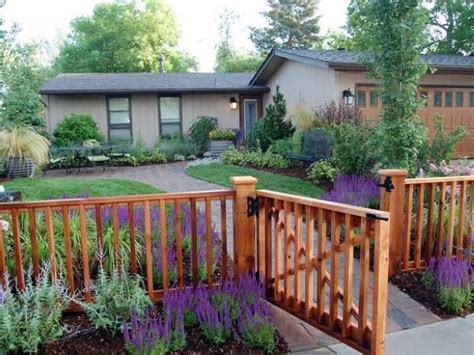 Top 60 Best Front Yard Fence Ideas - Outdoor Barrier Designs