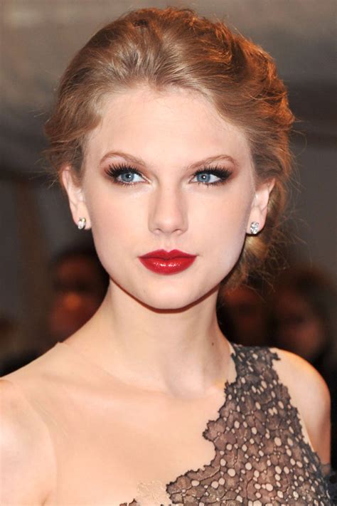 Pin by asikin Abd Rahman on Taylor Swift. | Taylor swift makeup, Taylor ...