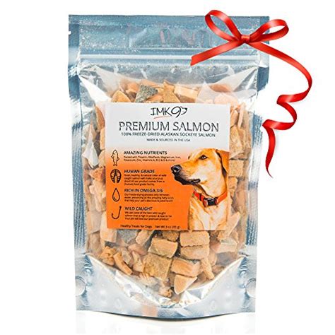 Best Fish Skin Treats for Dogs (Our Top 13 Picks) 2021