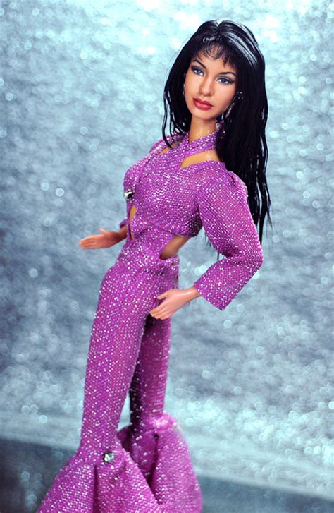 Selena doll with striking resemblance to Tejano legend sells for over ...