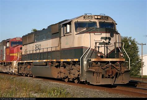 RailPictures.Net Photo: BN 9541 Burlington Northern Railroad EMD ...