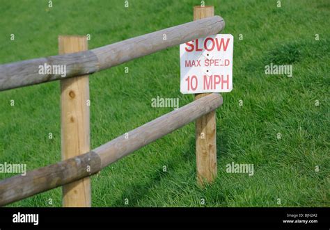 Speed limit sign, Axbridge Reservoir, Somerset, UK Stock Photo - Alamy