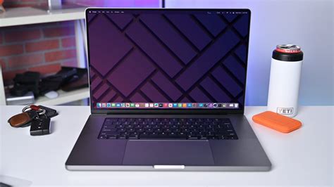 Apple MacBook Pro 16 Review | 2023 M2 Max Performance