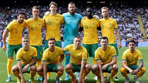 Australian soccer team denounce Qatar World Cup 'suffering' – DW – 10 ...