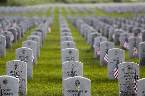 Abraham Lincoln National Cemetery to again host Memorial Day ceremony ...