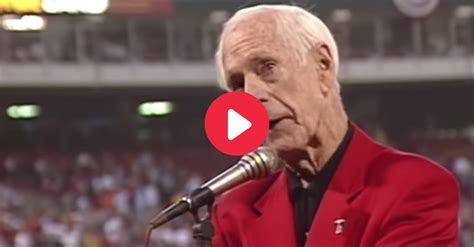 Jack Buck's Passionate 9/11 Poem "For America" Still Gives Us Chills ...