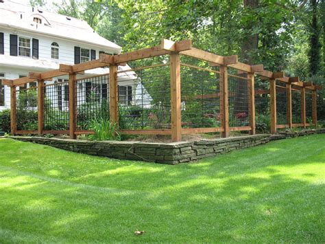 Outdoor Garden Fence Ideas