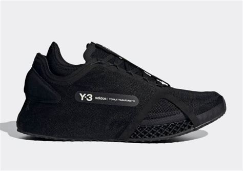 adidas Y-3 Runner 4D - Tag | SneakerNews.com