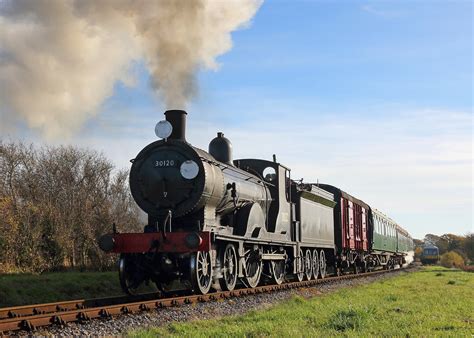 T9 | LSWR T9 Class 4-4-0 30120 heads away from Harman's Cros… | Flickr