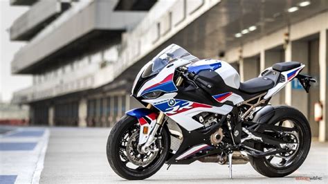 Wallpaper 4K Bmw S1000rr Trick | Bmw s1000rr, Bmw motorrad, Bmw