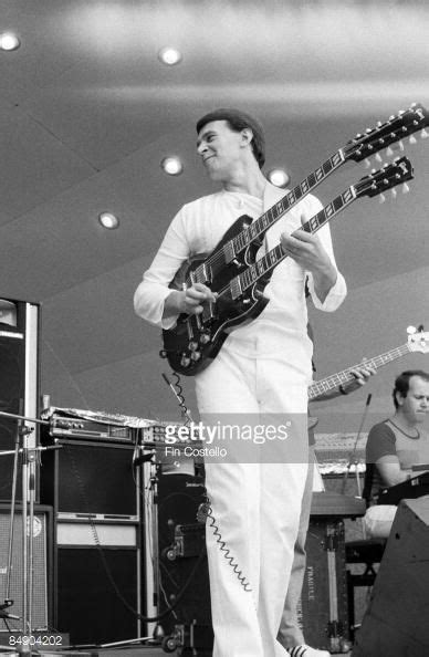 Photo of John McLAUGHLIN and MAHAVISHNU ORCHESTRA, John McLaughlin ...