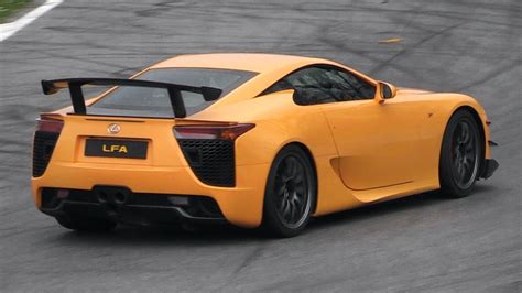 Lexus LFA Nürburgring Edition Lovely V10 Sound On Track - Accelerations ...