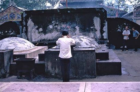 Lăng Lê Văn Duyệt - Tomb (Photo by William Fabianic 1964-6… | Flickr