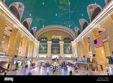 Main Concourse, astronomical ceiling, Grand Central Terminal aka Grand ...