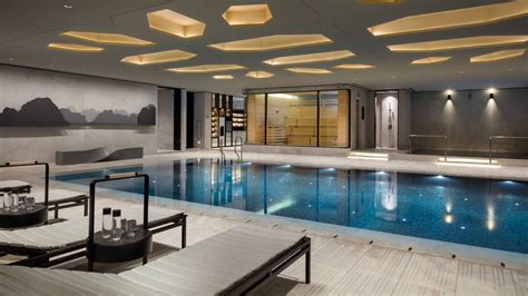 Seoul Hotel Services & Amenities | Hotel suite luxury, Indoor pool ...