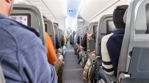 Why the aisle seat is better than the window seat - Wotif Insider