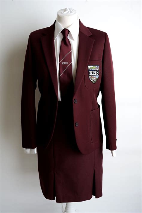 Kilkeel High School Girls Fitted Maroon Blazer – Holmes Uniform