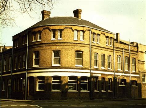 Mortlake History High Street Pubs