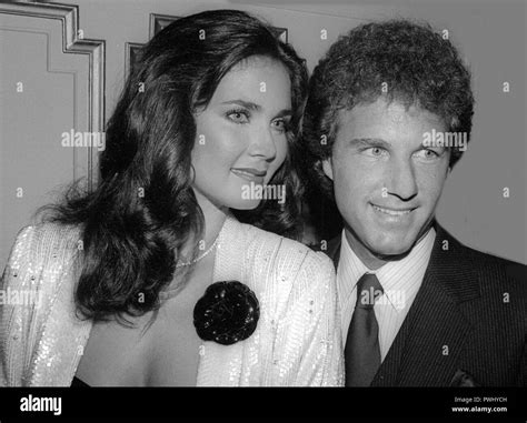 Lynda Carter and husband Ron Samuels 1981 Photo By Adam Scull/PHOTOlink ...