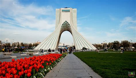 Azadi Square (Azadi Tower) Photo Gallery - Iran Travel and Tourism